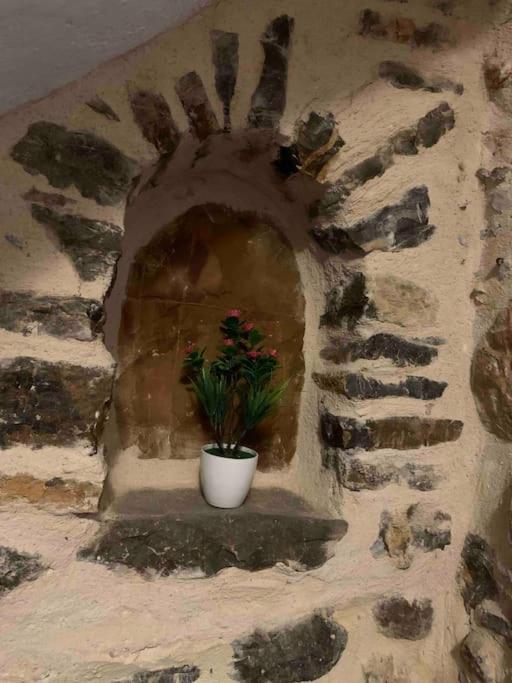 Medieval House Места Экстерьер фото